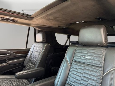Used 2021 Cadillac Escalade ESV Sport Platinum w/ LPO, ONYX Package AWD/4WD image 13