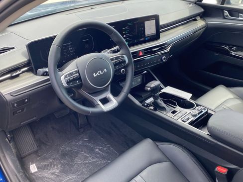 New 2026 Kia K5 EX image 12