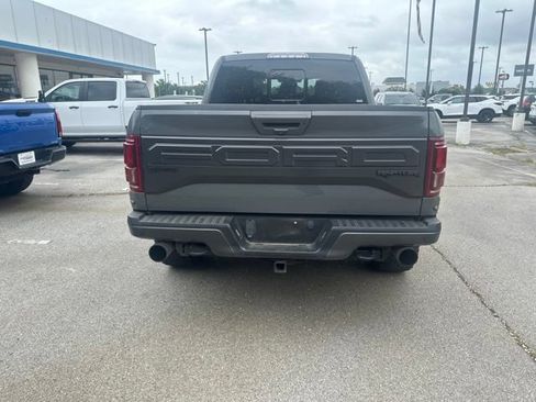 Used 2018 Ford F150 Raptor w/ Equipment Group 802A Luxury AWD/4WD image 4