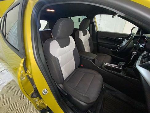 Used 2024 Chevrolet Trax RS w/ Driver Confidence Package image 12