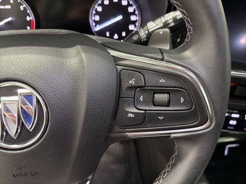 Used 2023 Buick Envision Avenir AWD/4WD image 12