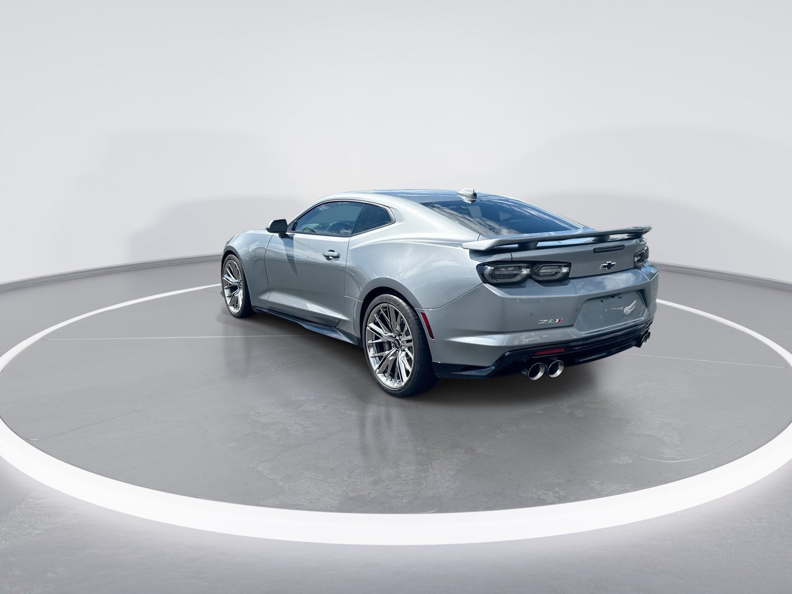 Used 2023 Chevrolet Camaro ZL1 RWD image 7
