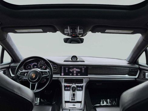 Used 2018 Porsche Panamera Turbo S image 41