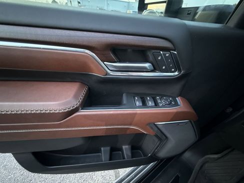 Certified 2024 GMC Sierra 2500 Denali Ultimate image 29