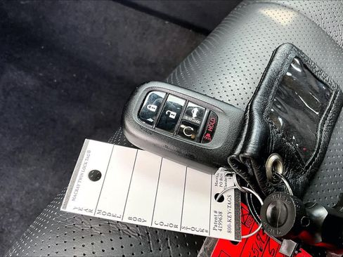 Used 2025 Honda Accord Touring image 15