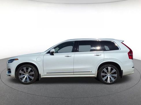 Used 2025 Volvo XC90 T8 Ultra AWD/4WD image 8