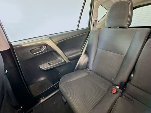 Used 2015 Toyota RAV4 XLE FWD image 12