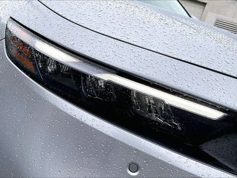 Used 2025 Honda Accord Touring image 25