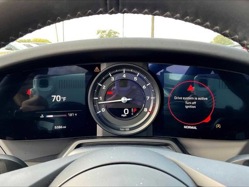 Used 2024 Porsche 911 Carrera 4S image 22