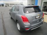 Used 2019 Chevrolet Trax LT w/ LT Convenience Package image 3