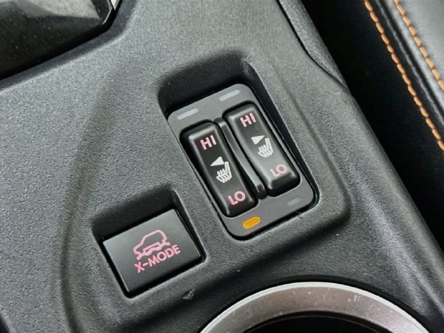 Used 2019 Subaru Crosstrek 2.0i Limited w/ Moonroof Package w/Navigation AWD/4WD image 23
