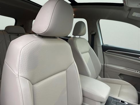 Used 2019 Volkswagen Atlas SE image 15