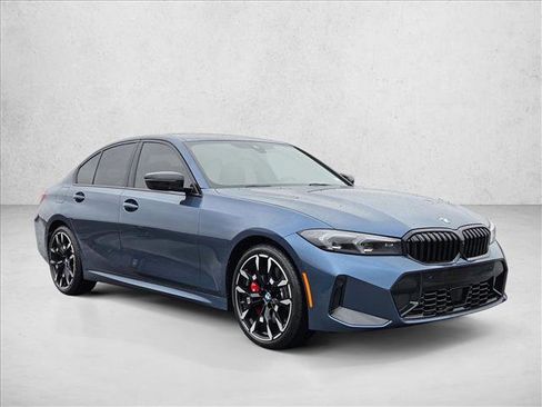 Used 2026 BMW 330i Sedan w/ M Sport Package RWD image 6