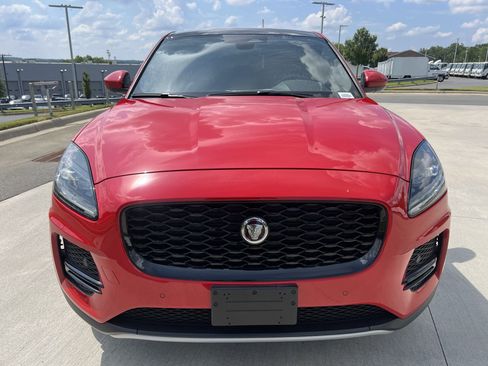 Certified 2022 Jaguar E-PACE SE image 9