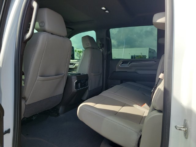 Used 2024 Chevrolet Silverado 2500 LTZ w/ LTZ Convenience Package AWD/4WD image 11