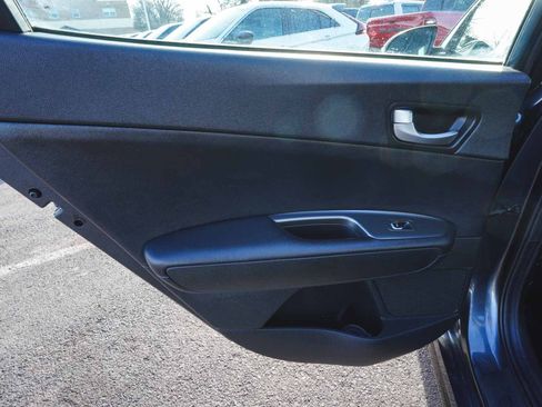 Used 2020 Kia Optima S image 12