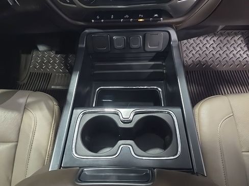 Used 2018 Chevrolet Silverado 1500 LTZ w/ Sport Package image 28