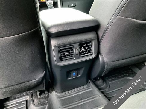 Used 2023 Toyota RAV4 LE AWD/4WD image 28