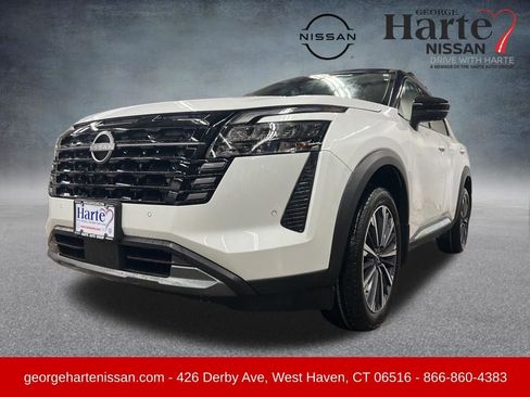 New 2026 Nissan Pathfinder Platinum image 1