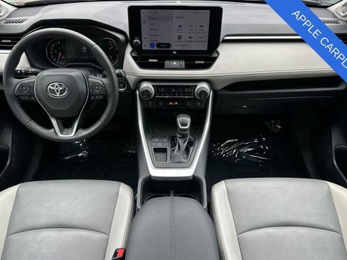 Used 2023 Toyota RAV4 XLE Premium FWD image 15