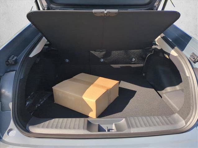 New 2026 Toyota Prius Plug-In Hybrid FWD image 10
