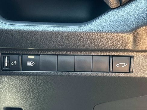 Used 2025 Toyota RAV4 XLE w/ Convenience Package AWD/4WD image 23