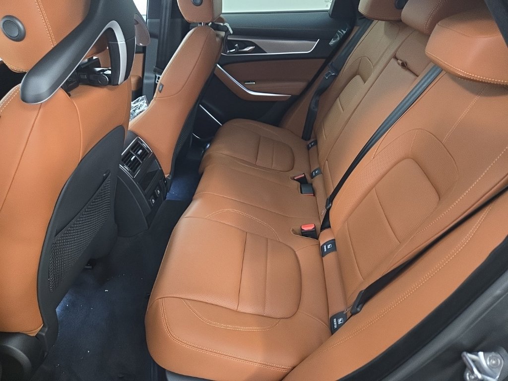 New 2026 Jaguar F-PACE R-Dynamic S AWD/4WD image 23