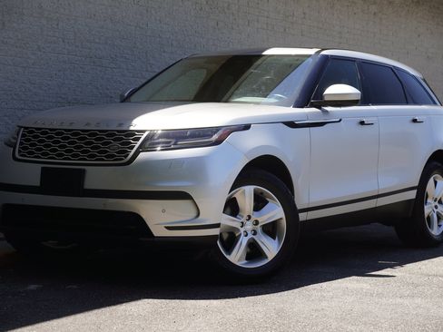 Used 2023 Land Rover Range Rover Velar S AWD/4WD image 2