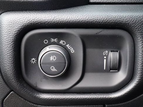 Used 2022 RAM 1500 Big Horn image 17