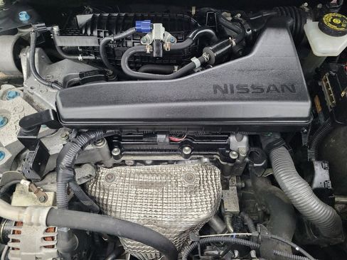 Used 2019 Nissan Rogue SV image 30