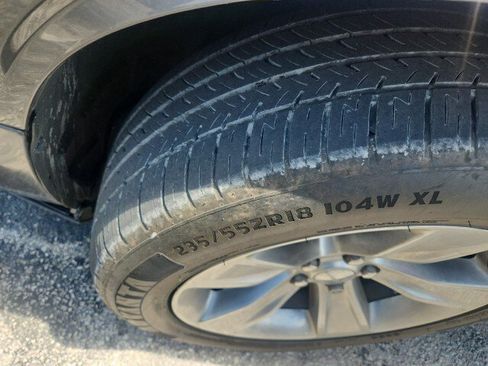 Certified 2019 Dodge Challenger SXT RWD image 8