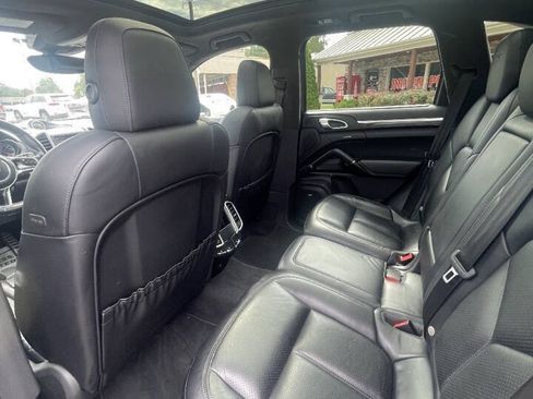 Used 2016 Porsche Cayenne GTS AWD/4WD image 15