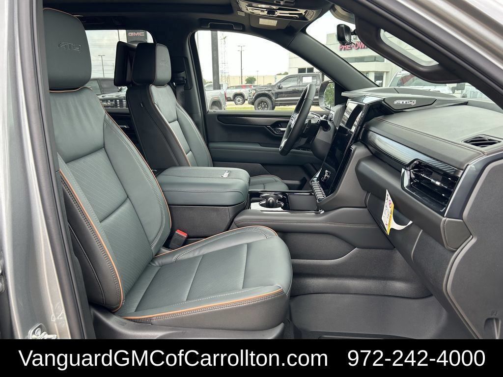 New 2026 GMC Yukon XL AT4 w/ AT4 Premium Plus Package AWD/4WD image 24