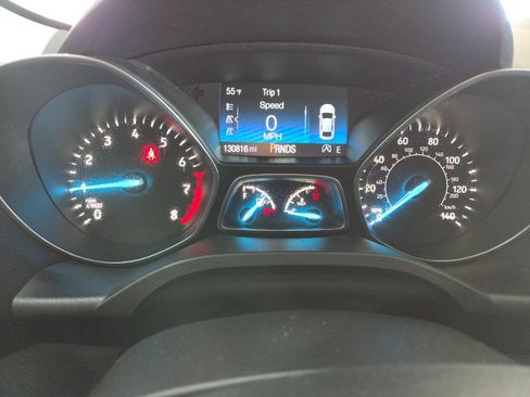 Used 2019 Ford Escape SEL image 34