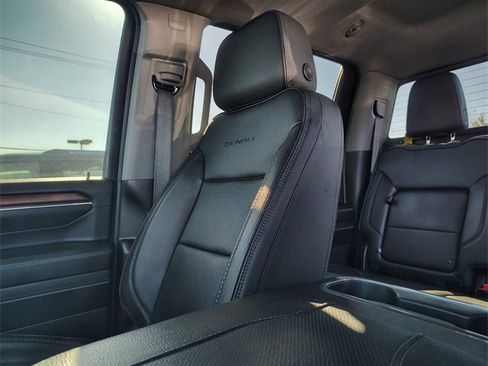 Used 2024 GMC Sierra 2500 Denali w/ Denali Reserve Package image 29