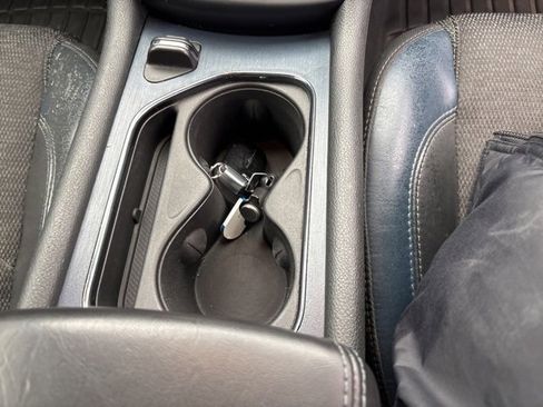 Used 2015 Chrysler 200 S w/ Comfort Group image 9