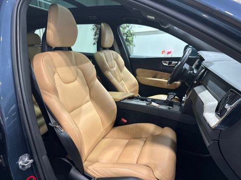 Used 2018 Volvo XC60 T5 Inscription w/ Convenience Package AWD/4WD image 45