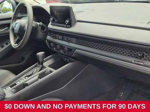 Used 2025 Honda Accord LX image 31