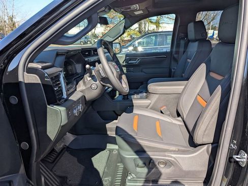 New 2026 GMC Sierra 1500 AT4 w/ AT4 Premium Package AWD/4WD image 11