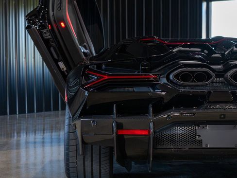 Used 2025 Lamborghini Revuelto AWD/4WD image 66