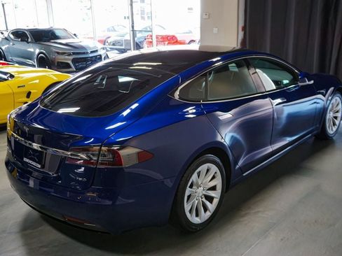 Used 2018 Tesla Model S AWD image 28