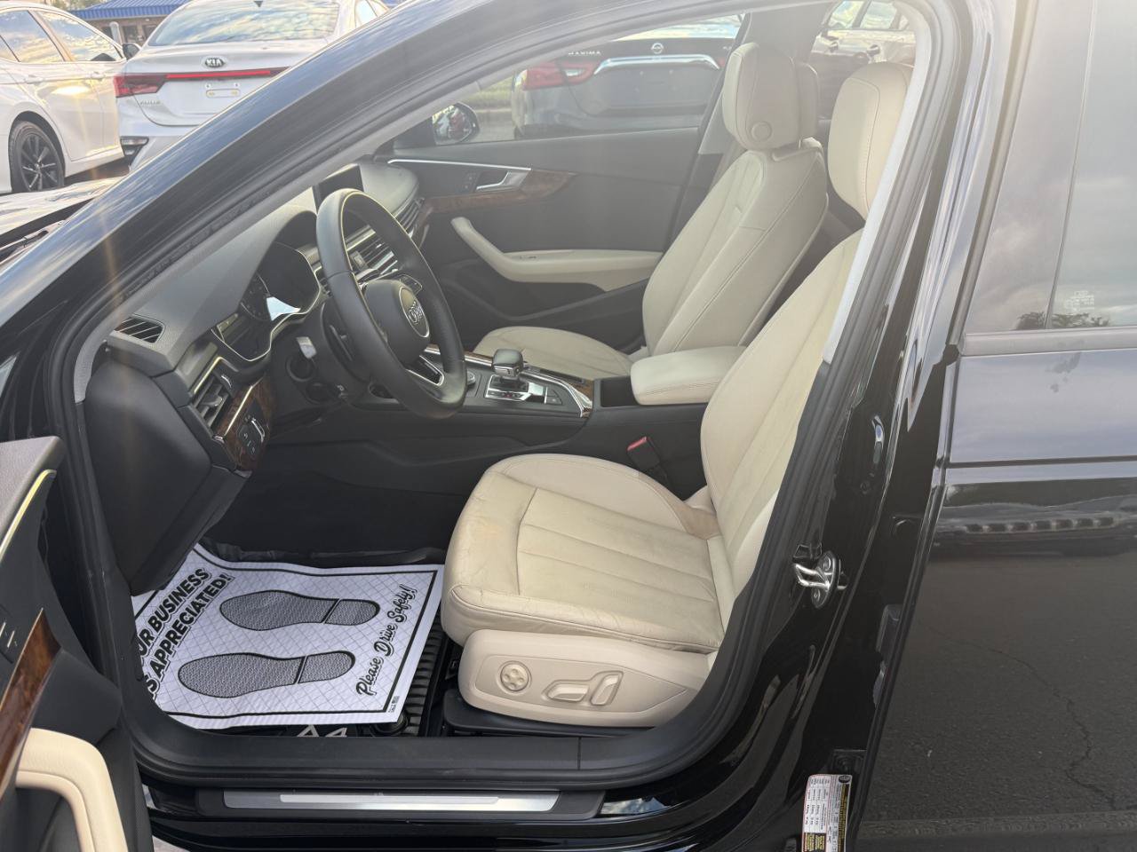 Used 2017 Audi A4 2.0T Premium FWD image 8