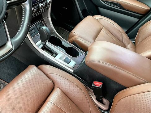 Used 2019 Subaru Ascent Touring w/ Popular Package #2 AWD/4WD image 14