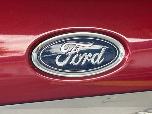 Used 2021 Ford EcoSport Titanium image 23