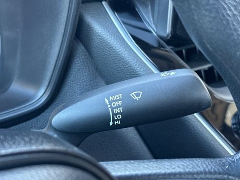 Used 2024 Toyota Corolla LE FWD image 37