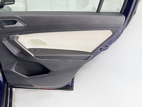 Used 2021 Volkswagen Tiguan SEL FWD image 26