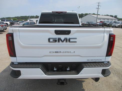 New 2026 GMC Sierra 2500 Denali Ultimate AWD/4WD image 6