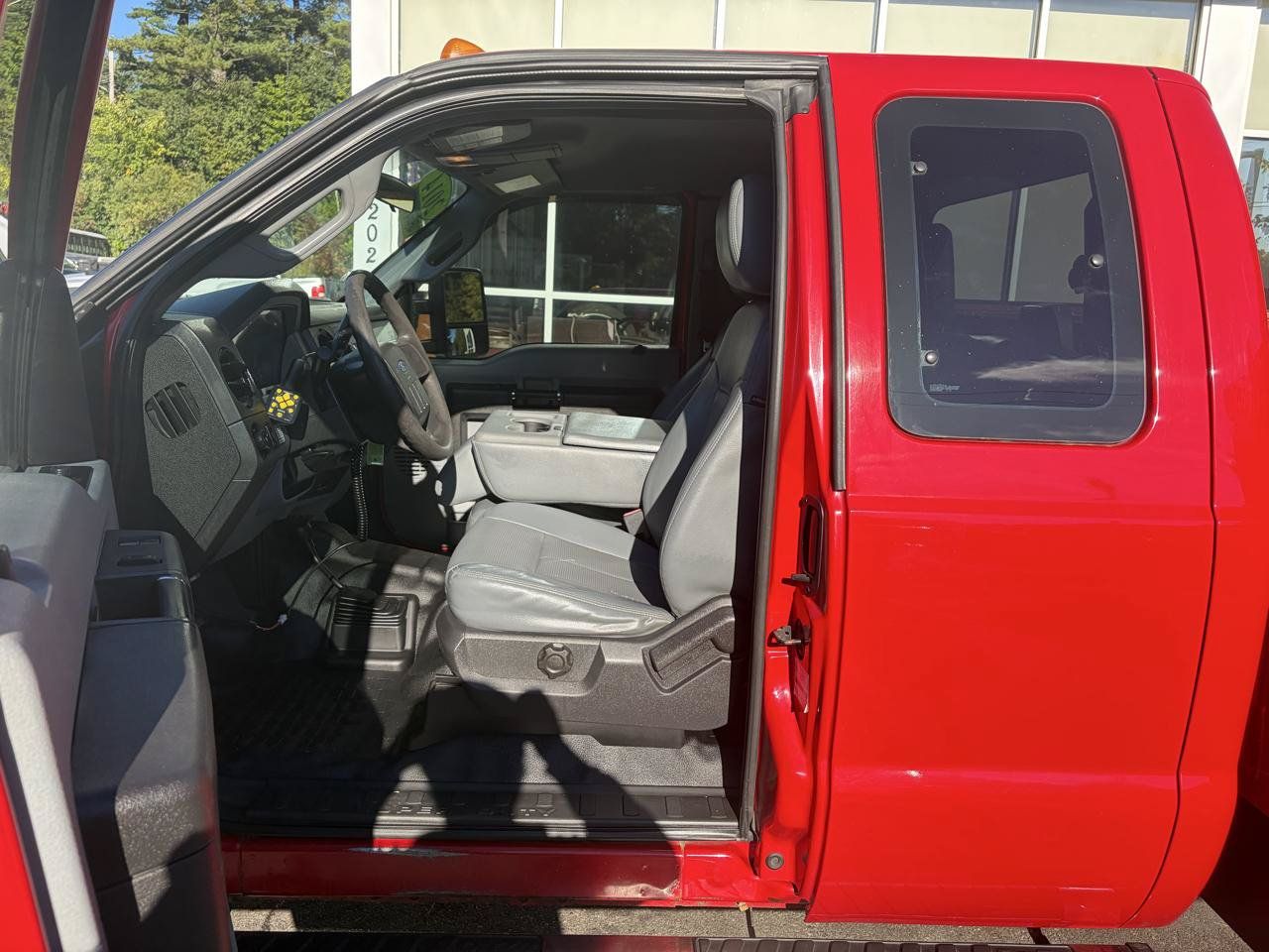 Used 2014 Ford F350 XL w/ Power Equipment Group AWD/4WD image 19