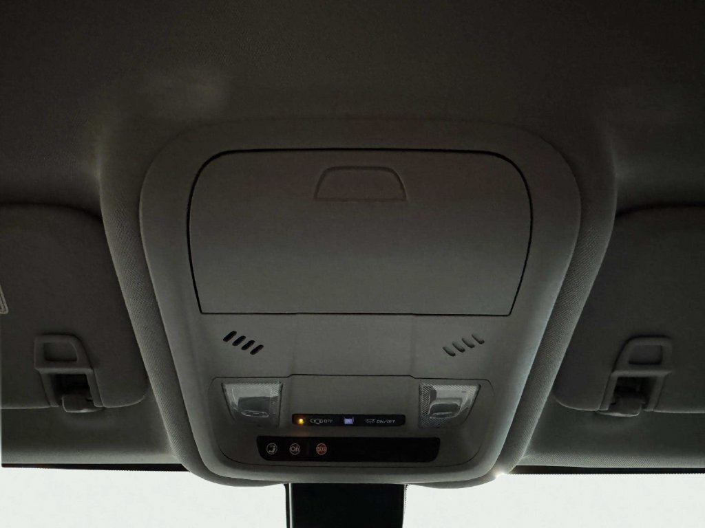Used 2022 Chevrolet Equinox LT FWD image 19