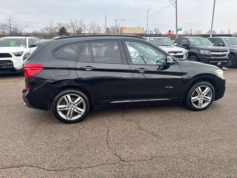 Used 2017 BMW X1 xDrive28i image 10